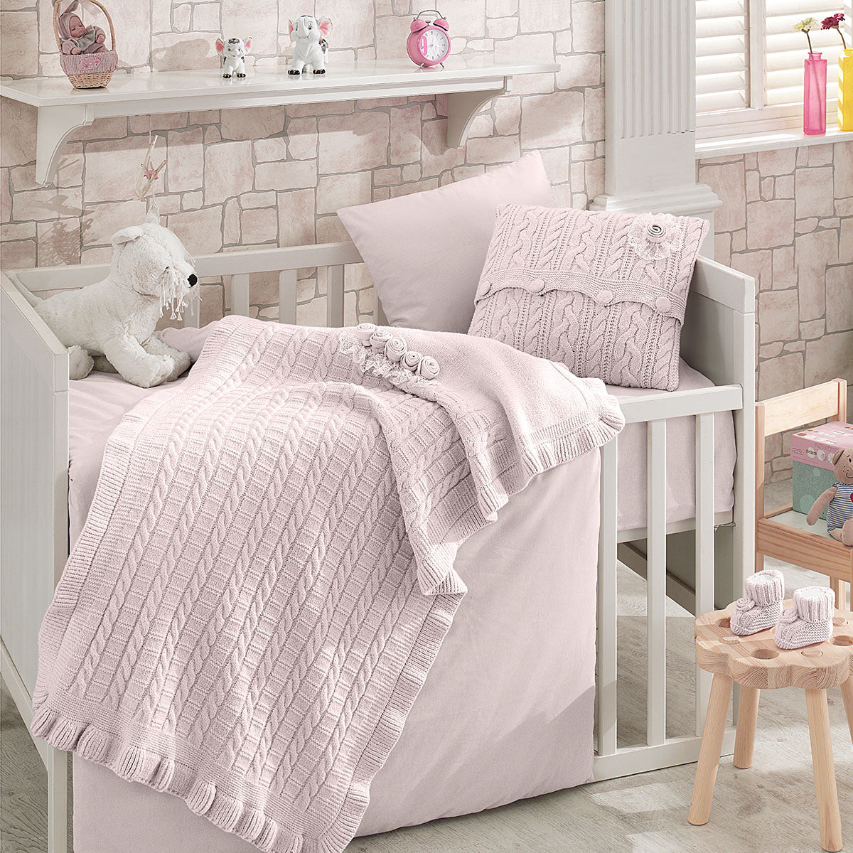 Baby girl bedding set
