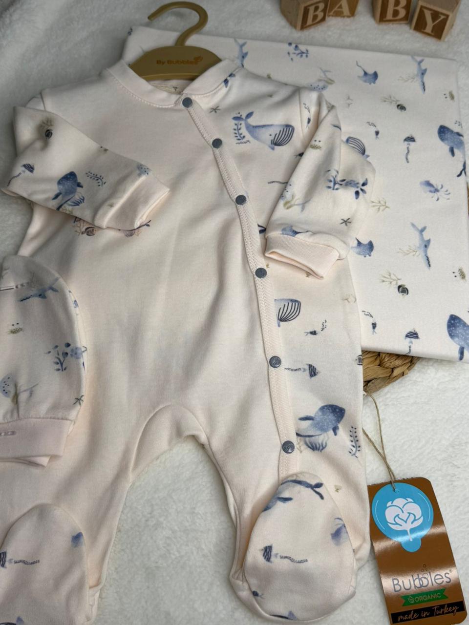 creamy overall with blanket